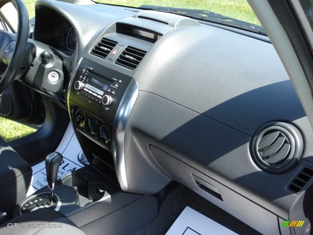 2009 SX4 Sedan LE - Azure Gray Metallic / Black photo #16