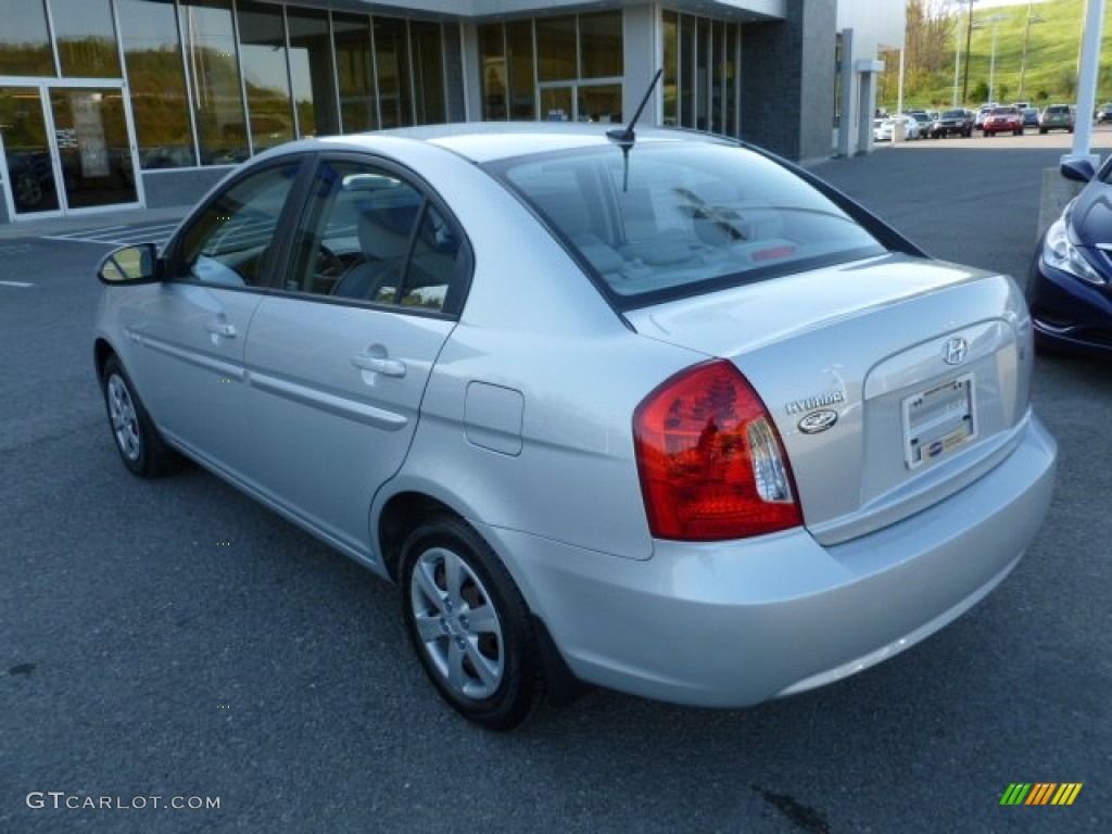 2008 Accent GLS Sedan - Platinum Silver / Gray photo #5