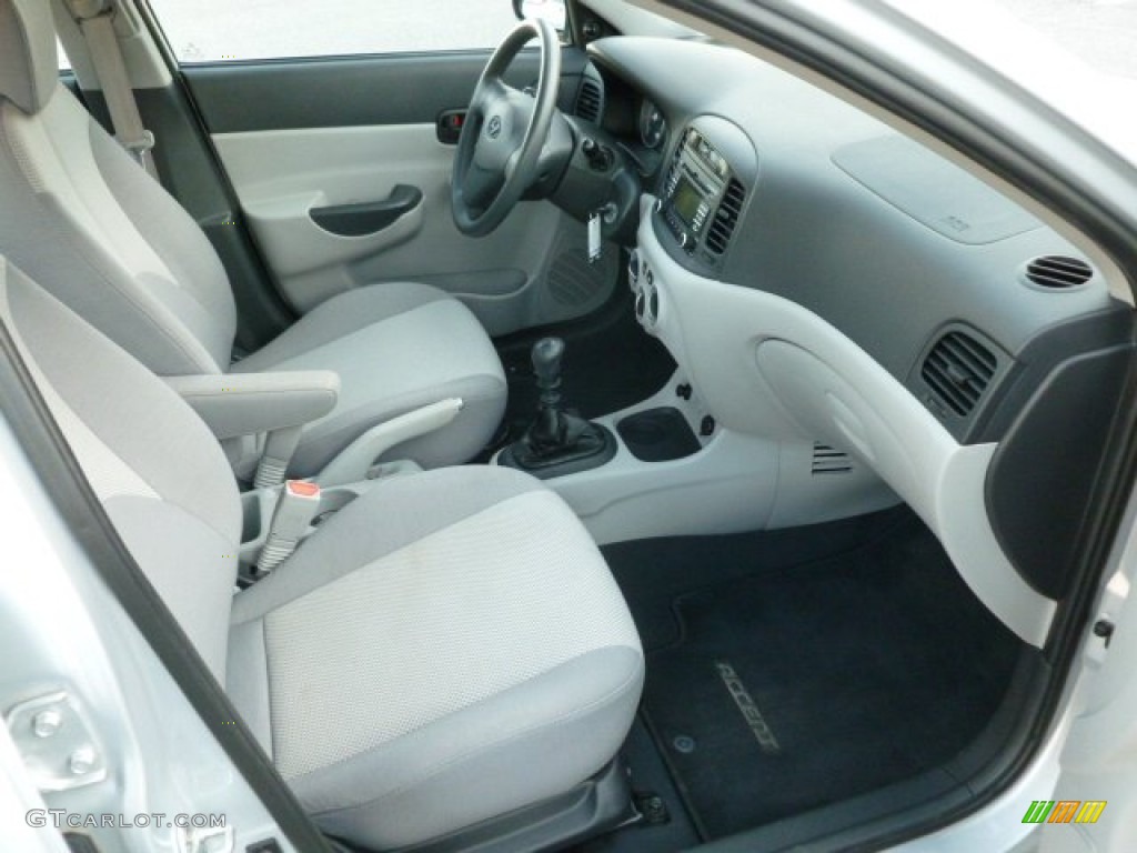 2008 Accent GLS Sedan - Platinum Silver / Gray photo #10