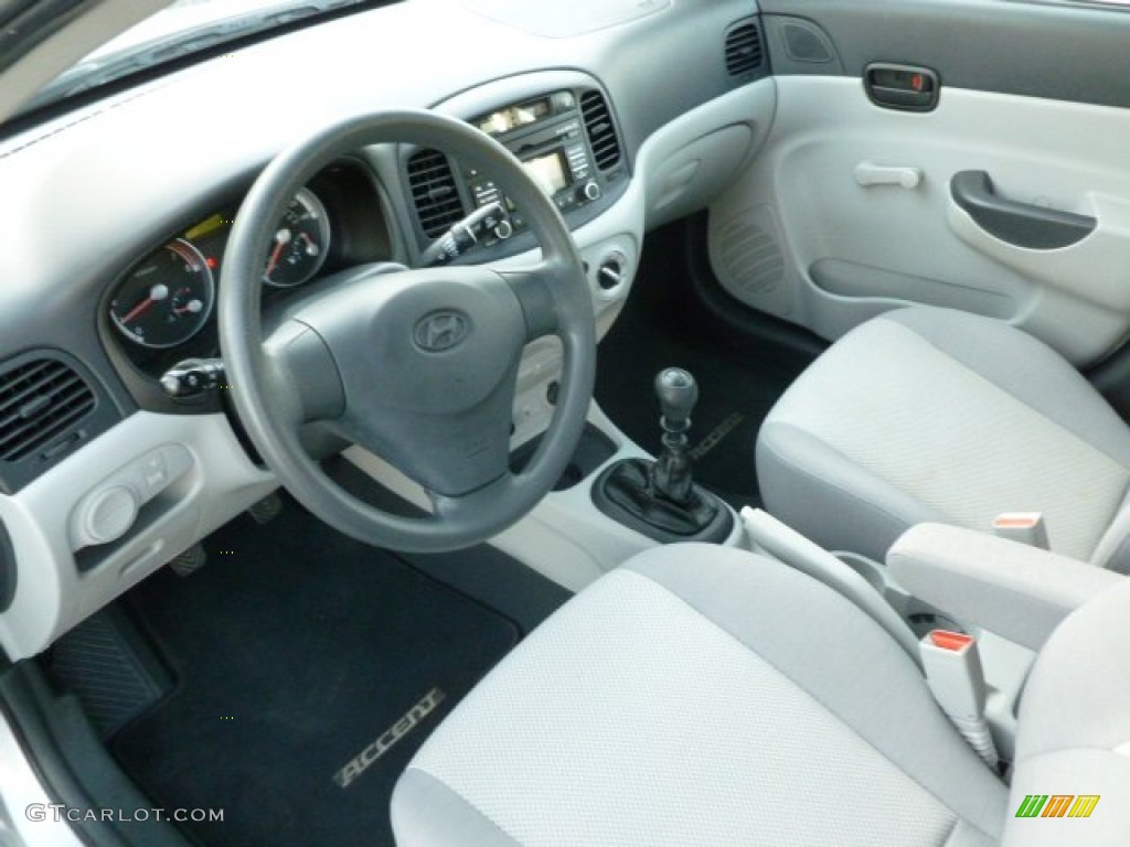 2008 Accent GLS Sedan - Platinum Silver / Gray photo #17