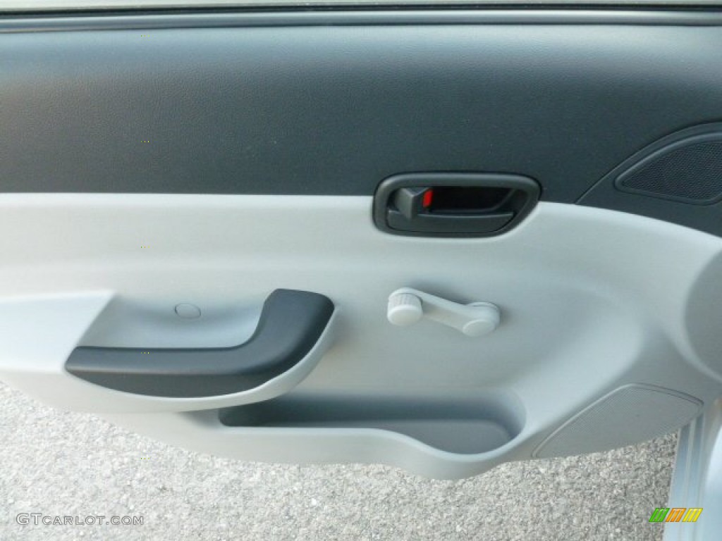 2008 Accent GLS Sedan - Platinum Silver / Gray photo #18