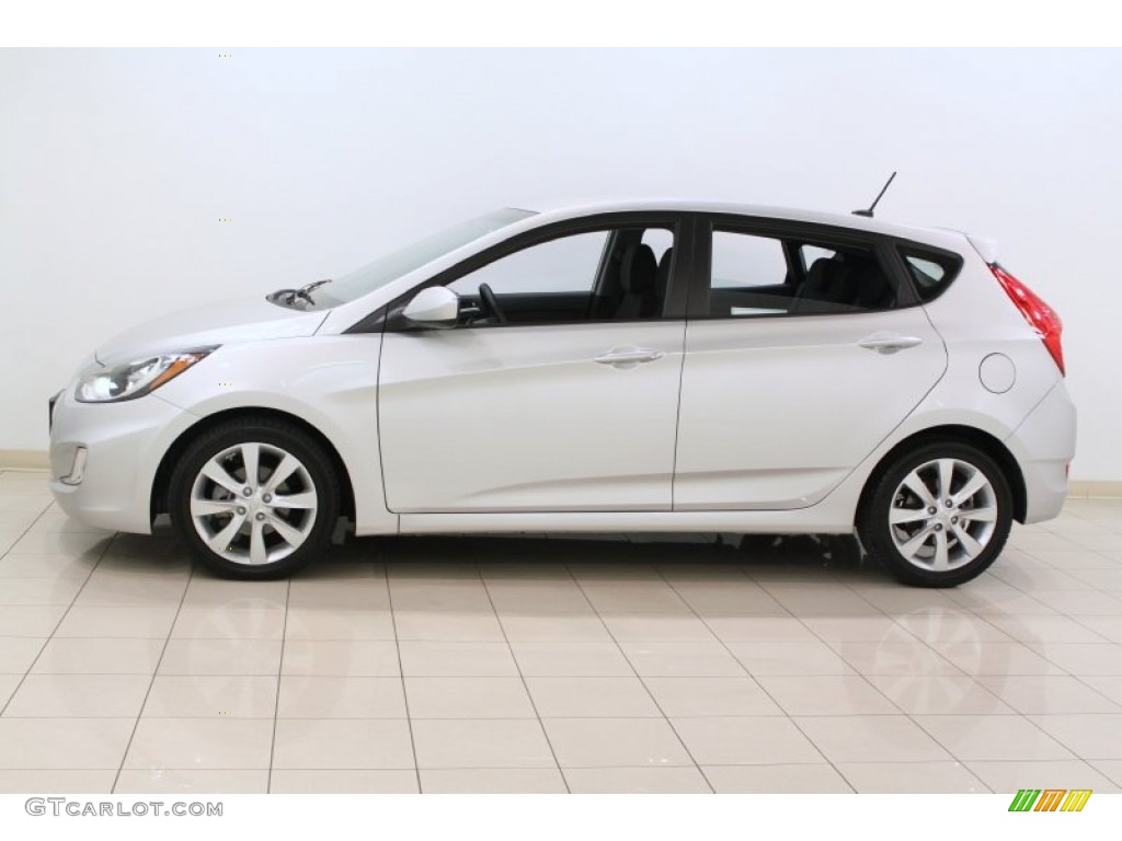 Ironman Silver 2012 Hyundai Accent SE 5 Door Exterior Photo #64300410