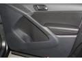 Pepper Gray Metallic - Tiguan LE Photo No. 21