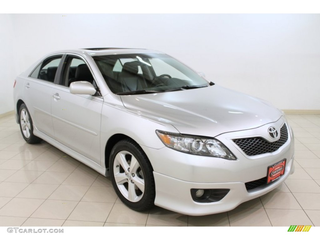 2010 Camry SE V6 - Classic Silver Metallic / Dark Charcoal photo #1