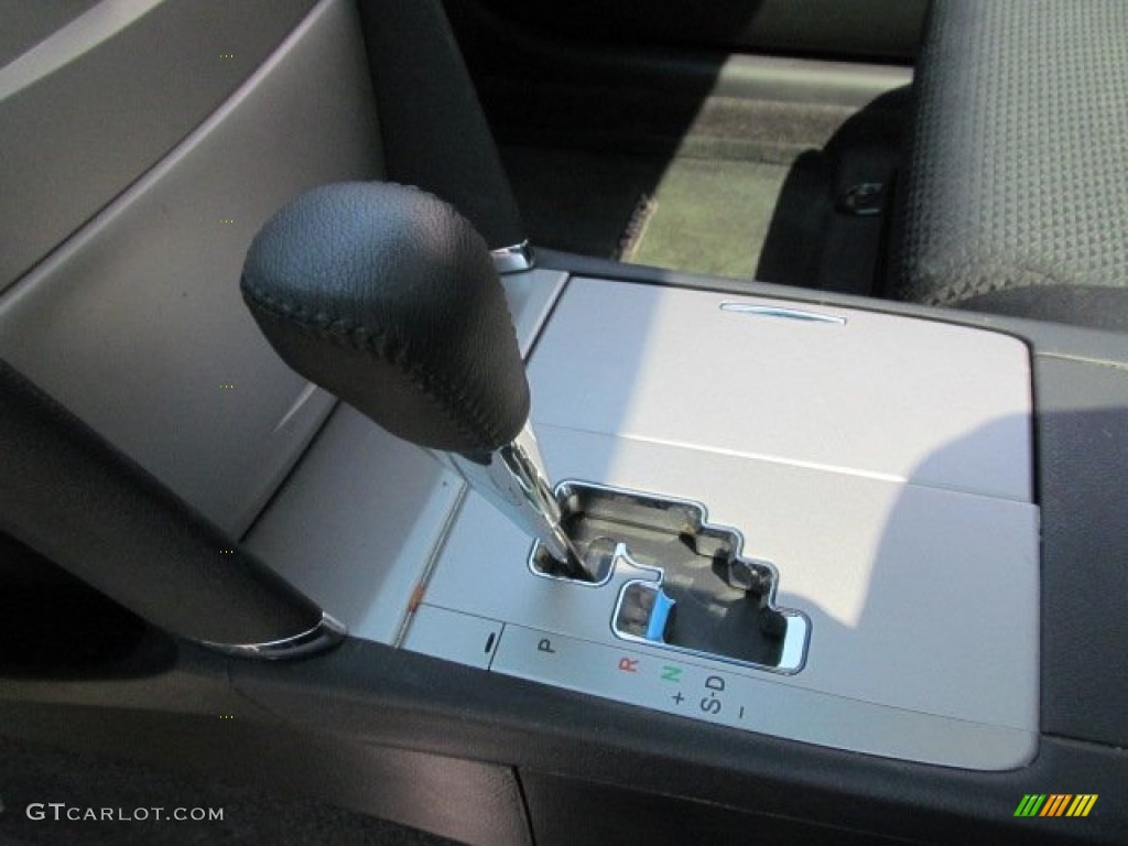 2010 Camry SE - Magnetic Gray Metallic / Dark Charcoal photo #15