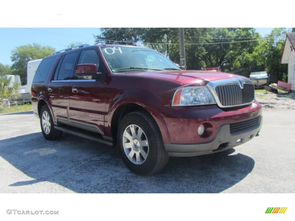 2004 Navigator Luxury 4x4 - Merlot Red Metallic / Dove Grey photo #5