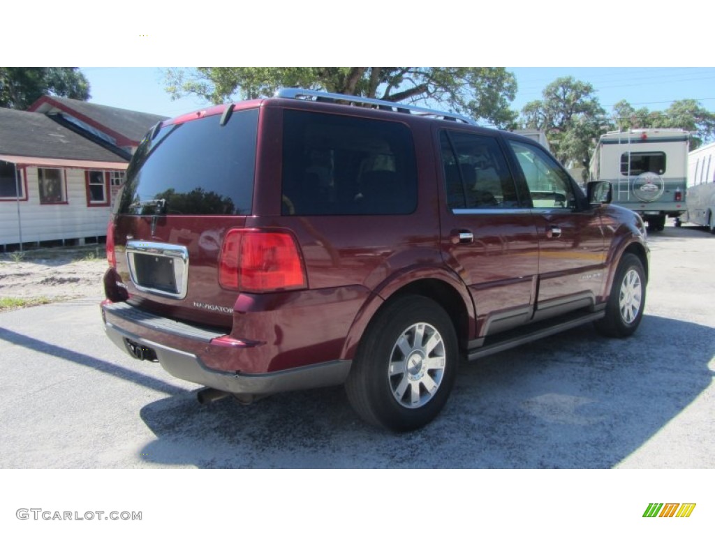 2004 Navigator Luxury 4x4 - Merlot Red Metallic / Dove Grey photo #10