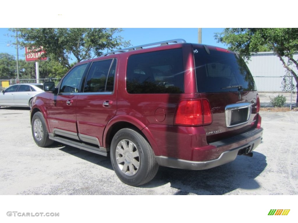 2004 Navigator Luxury 4x4 - Merlot Red Metallic / Dove Grey photo #11