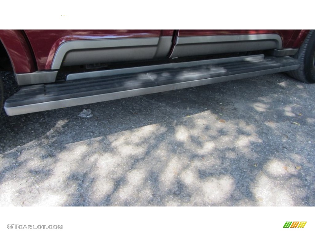 2004 Navigator Luxury 4x4 - Merlot Red Metallic / Dove Grey photo #34