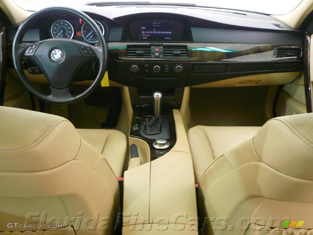 2005 5 Series 525i Sedan - Alpine White / Beige photo #16