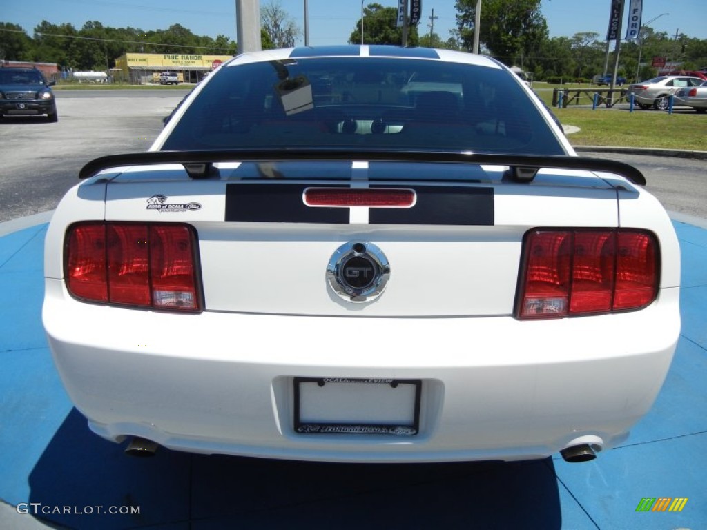 2005 Mustang GT Premium Coupe - Performance White / Red Leather photo #4