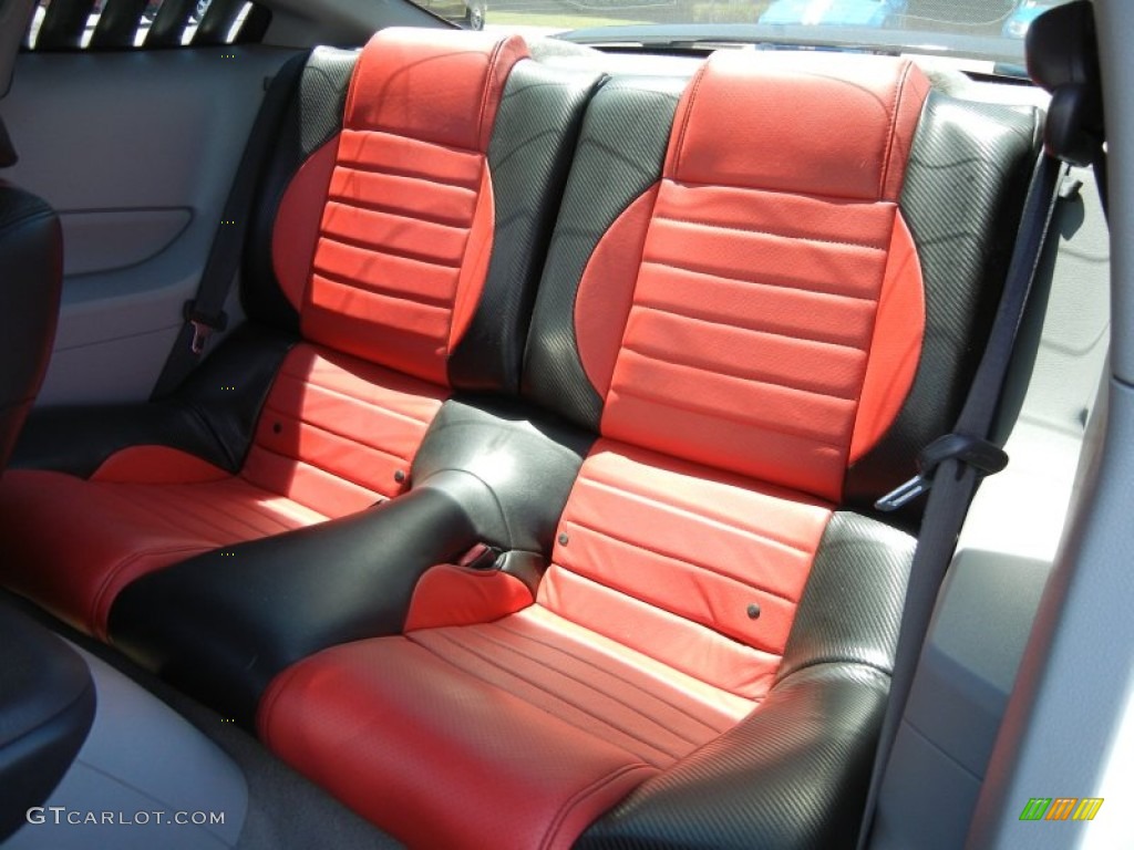 2005 Mustang GT Premium Coupe - Performance White / Red Leather photo #14