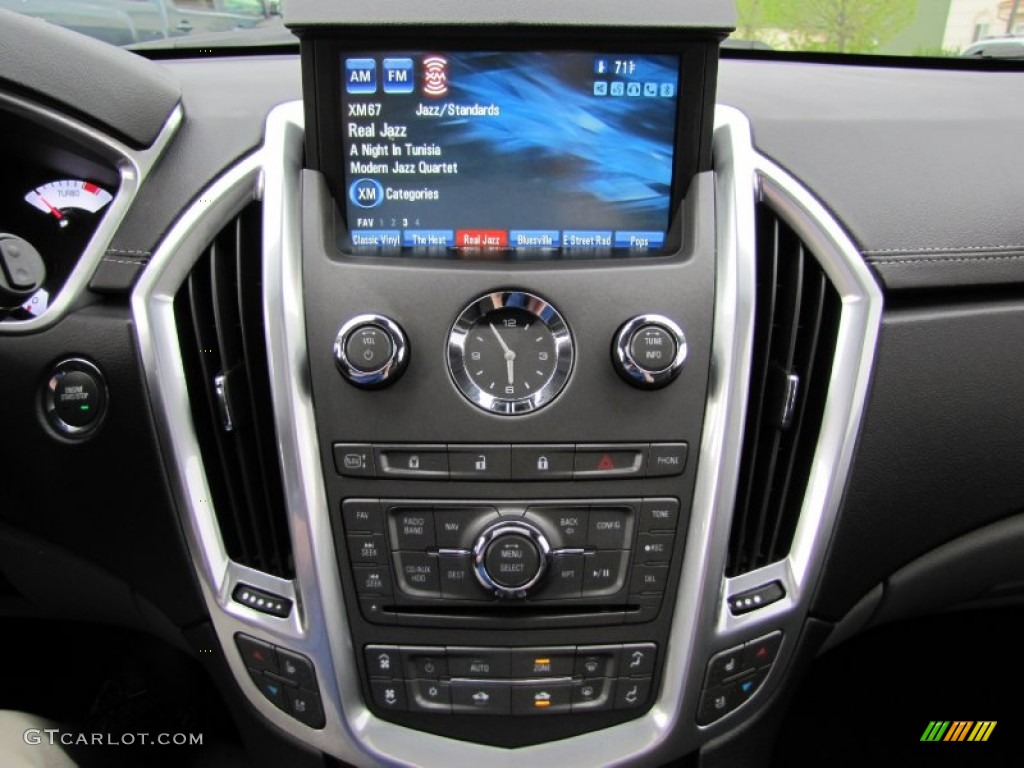 2011 Cadillac SRX 4 V6 Turbo AWD Controls Photo #64309179