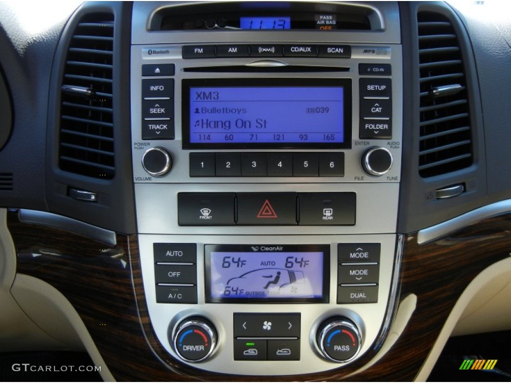 2010 Hyundai Santa Fe Limited Controls Photo #64309969