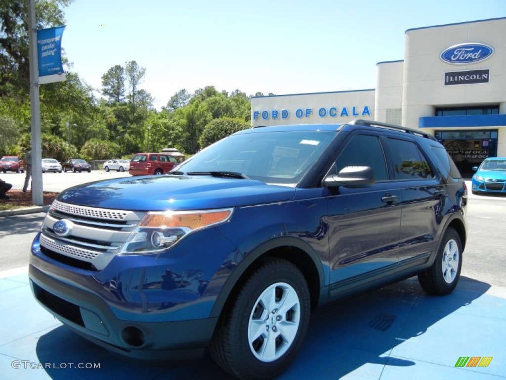 Dark Pearl Blue Metallic Ford Explorer