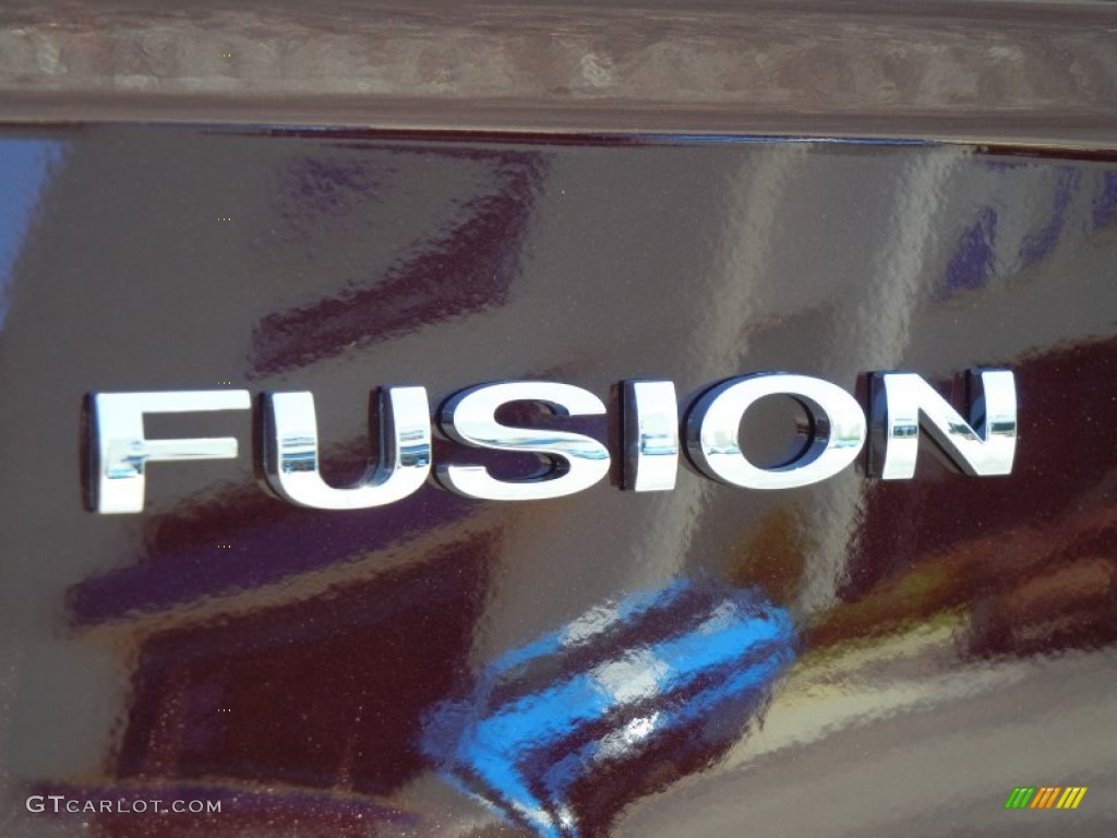 2012 Fusion SE - Bordeaux Reserve Metallic / Medium Light Stone photo #4