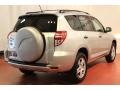 Classic Silver Metallic - RAV4 4WD Photo No. 6