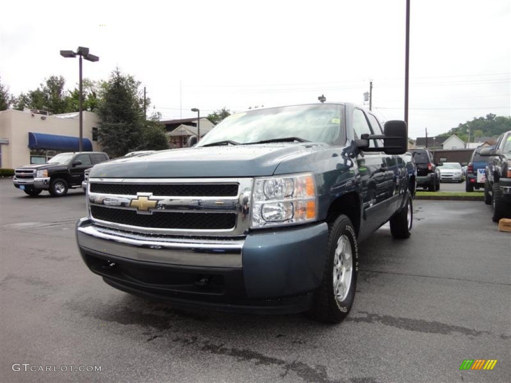 2007 Silverado 1500 LT Extended Cab 4x4 - Blue Granite Metallic / Ebony Black photo #2