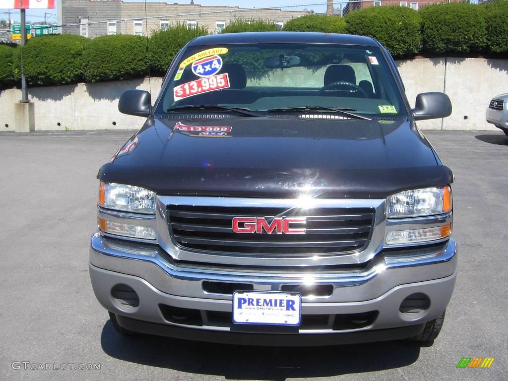 2005 Sierra 1500 Regular Cab 4x4 - Carbon Metallic / Dark Pewter photo #1