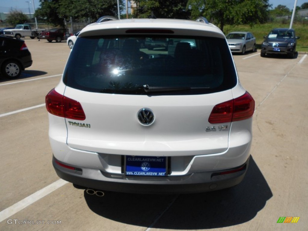 2012 Tiguan SE - Candy White / Beige photo #6