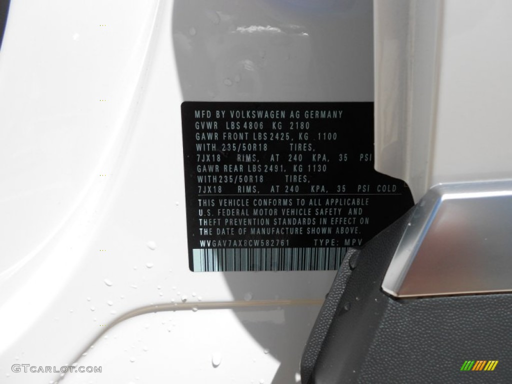 2012 Tiguan SE - Candy White / Beige photo #23