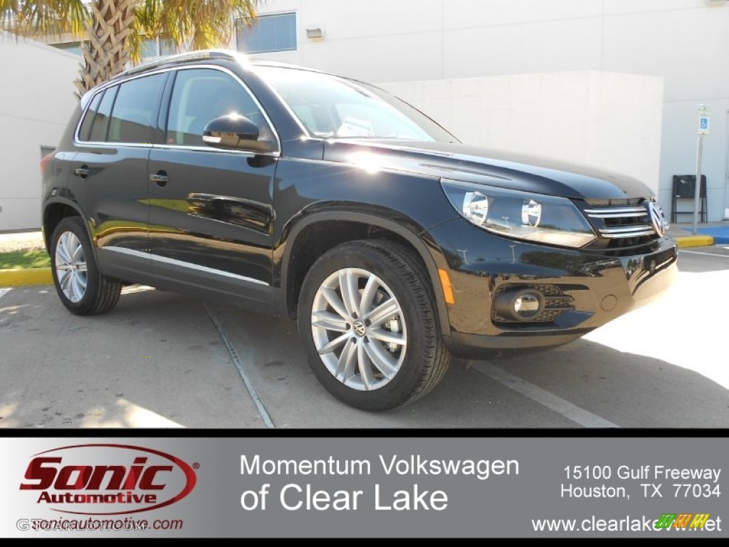 2012 Tiguan SE - Deep Black Metallic / Black photo #1