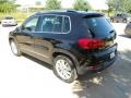 Deep Black Metallic - Tiguan SE Photo No. 5