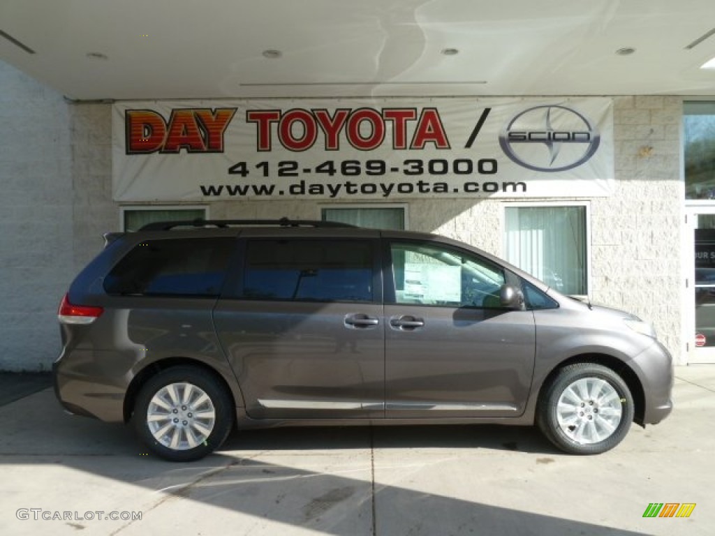 2012 Sienna LE AWD - Predawn Gray Mica / Light Gray photo #1