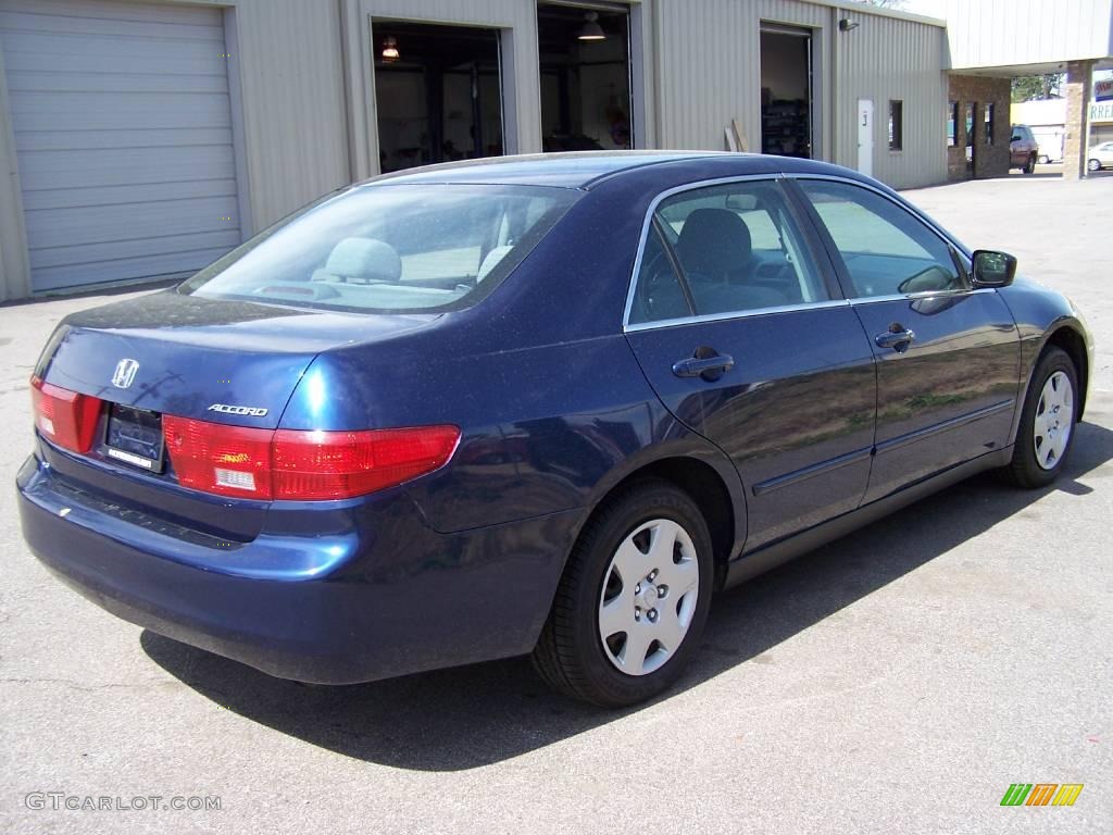 2005 Accord LX Sedan - Eternal Blue Pearl / Gray photo #2
