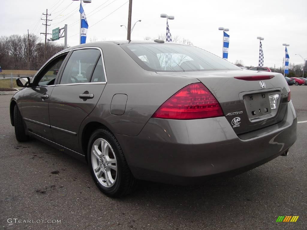 2006 Accord EX-L Sedan - Carbon Bronze Pearl / Black photo #3