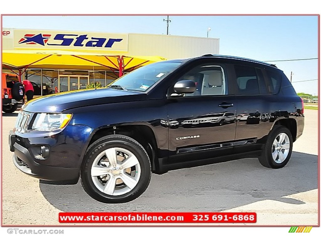 2011 Compass 2.4 Latitude - Blackberry Pearl / Dark Slate Gray/Light Pebble Beige photo #1
