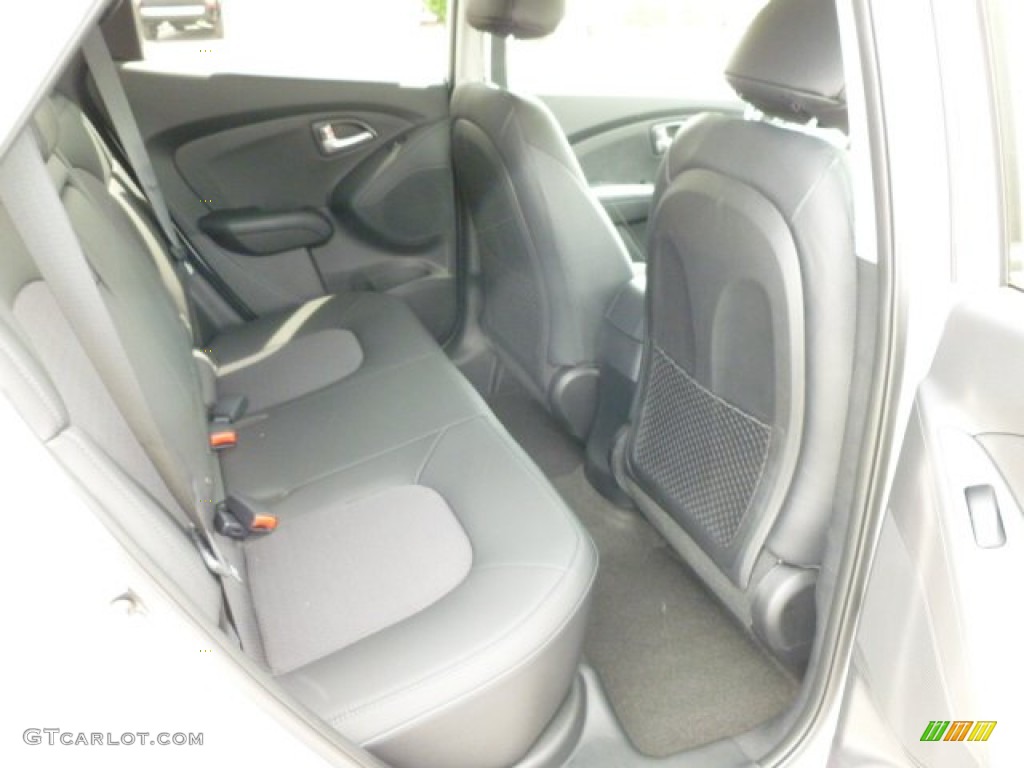 2012 Tucson GLS - Diamond Silver / Black photo #11