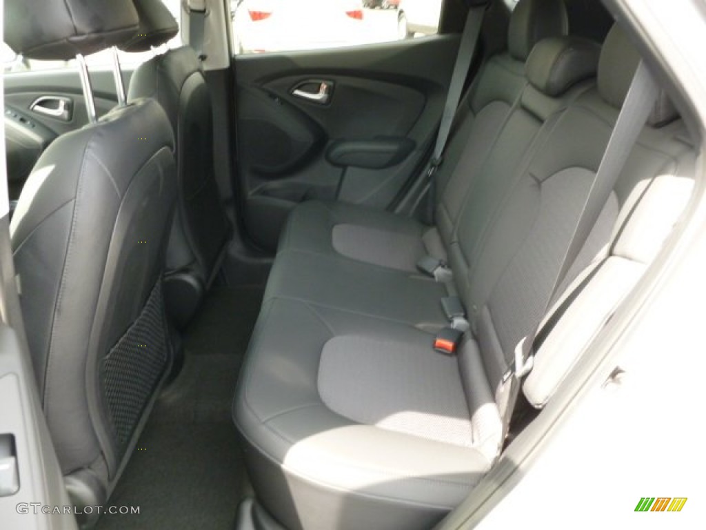 2012 Tucson GLS - Diamond Silver / Black photo #13