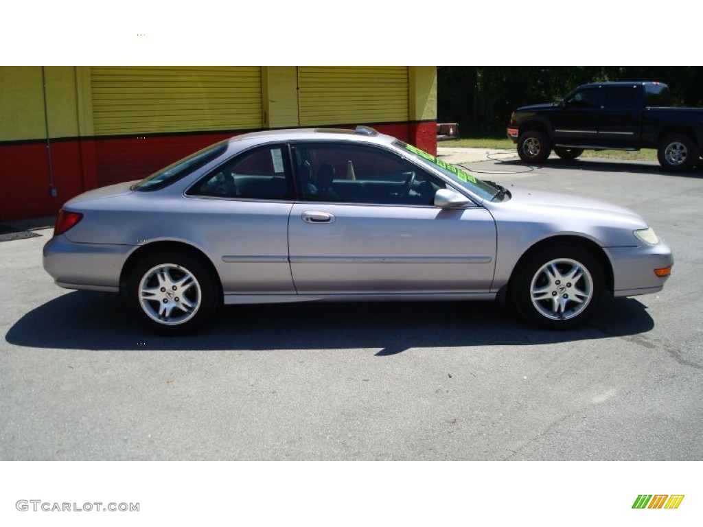 1998 CL 2.3 - Primrose Mist Metallic / Black photo #1