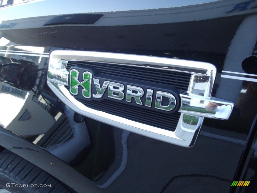 2012 Cadillac Escalade Hybrid Marks and Logos Photos