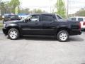 2007 Black Chevrolet Avalanche LT 4WD  photo #9