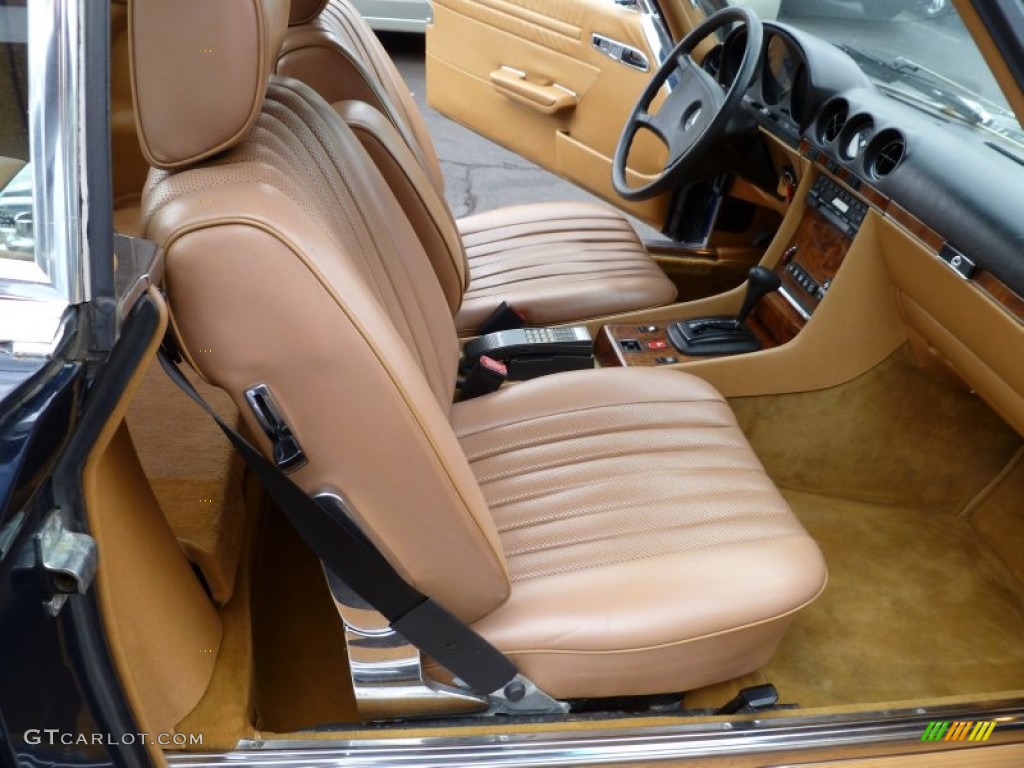 Parchment Interior 1985 Mercedes-Benz SL Class 380 SL Roadster Photo #64336457