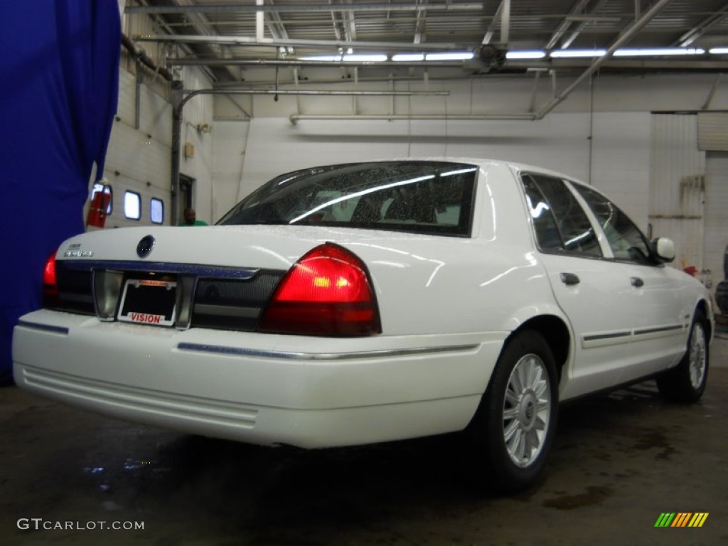 2011 Grand Marquis LS Ultimate Edition - Vibrant White / Light Camel photo #2