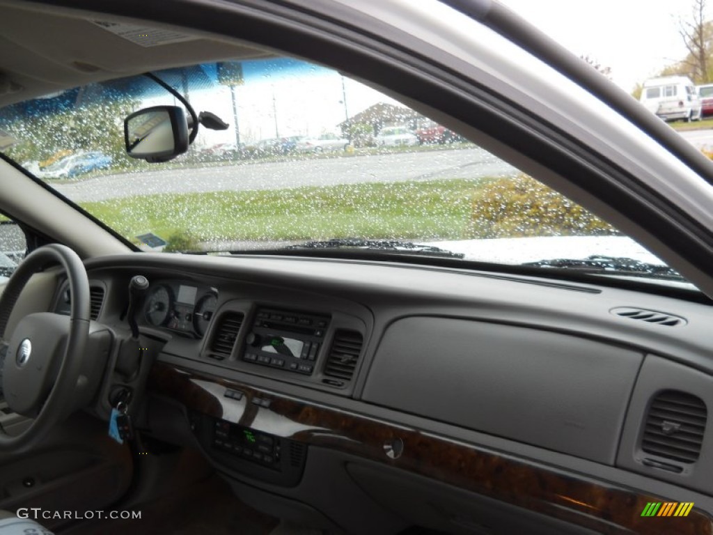 2011 Grand Marquis LS Ultimate Edition - Vibrant White / Light Camel photo #13