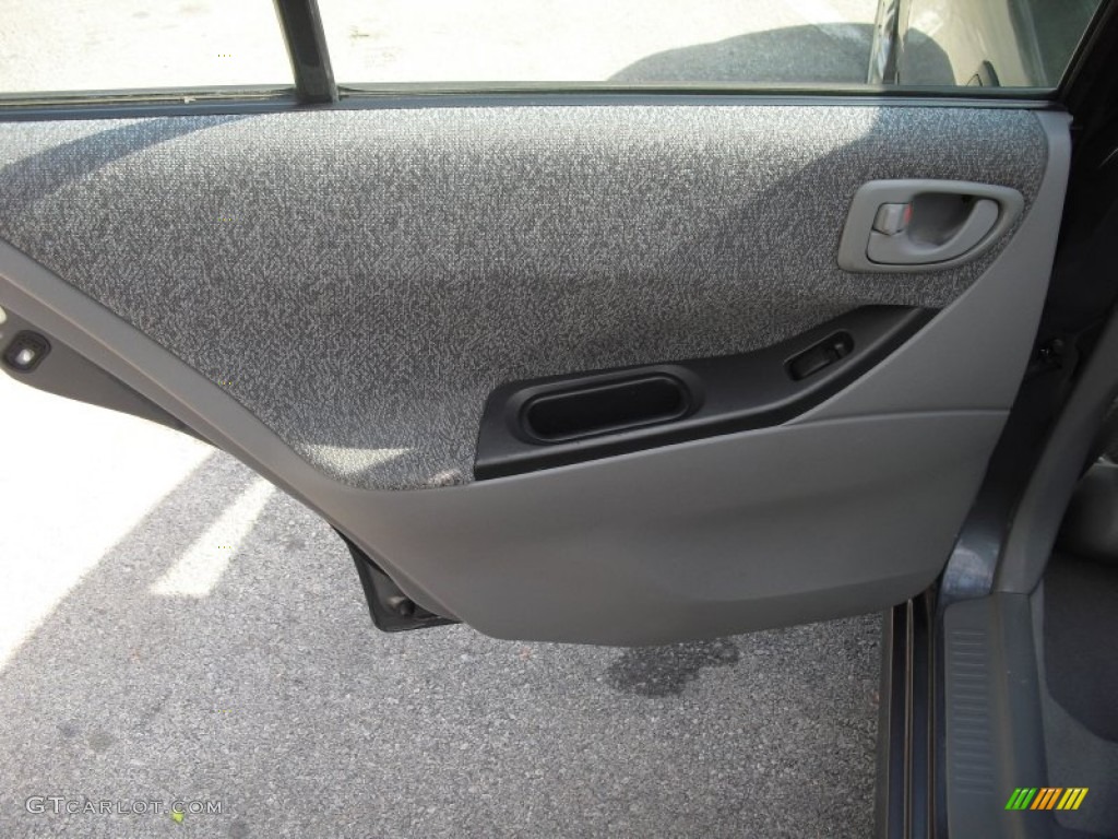 2002 Mitsubishi Galant DE Door Panel Photos