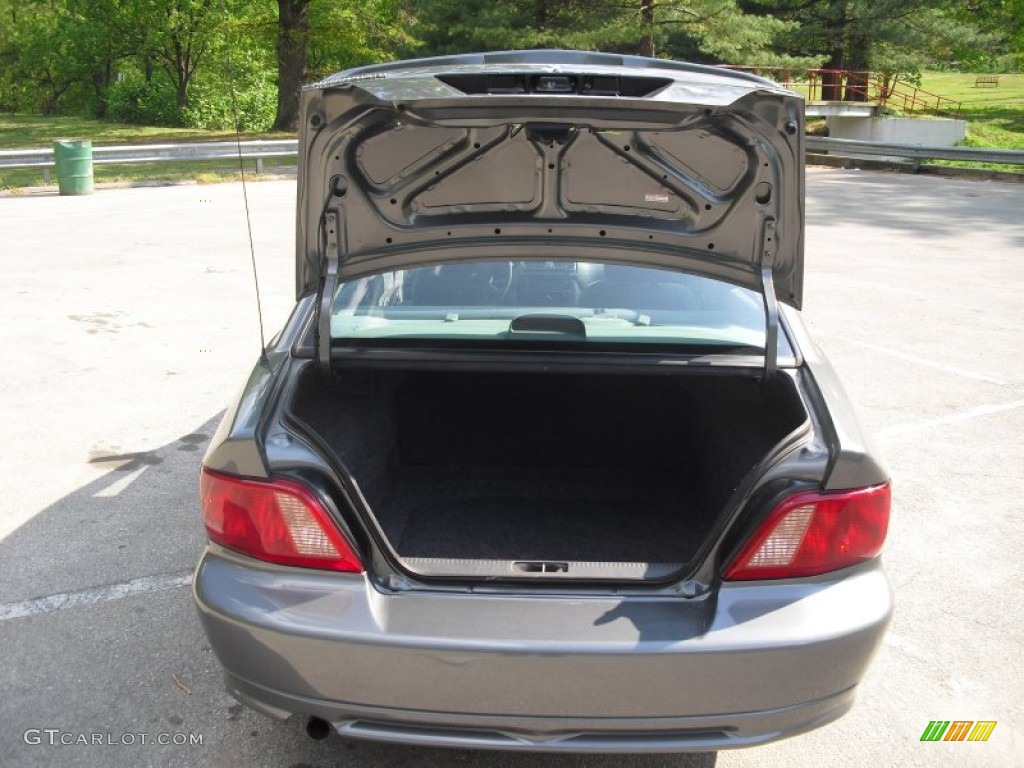 2002 Mitsubishi Galant DE Trunk Photo #64343987