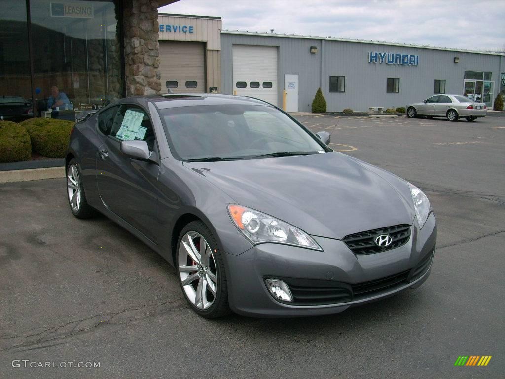 2010 Genesis Coupe 2.0T Track - Nordschleife Gray / Black/Red photo #2