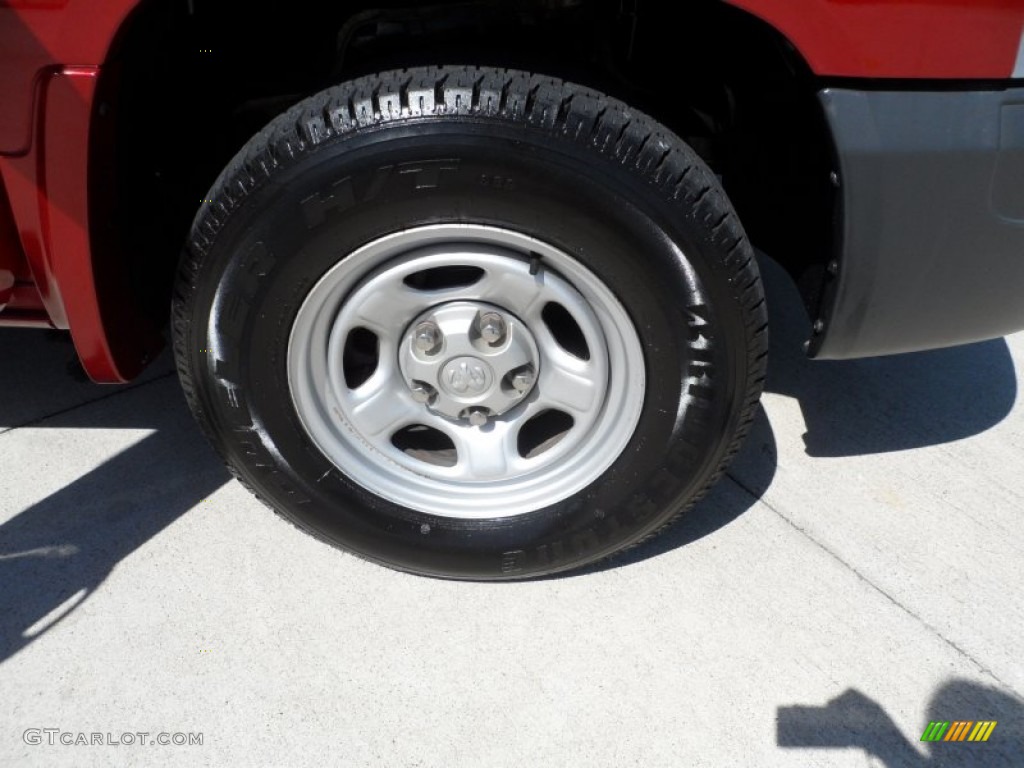 2006 Dodge Dakota ST Club Cab Wheel Photos
