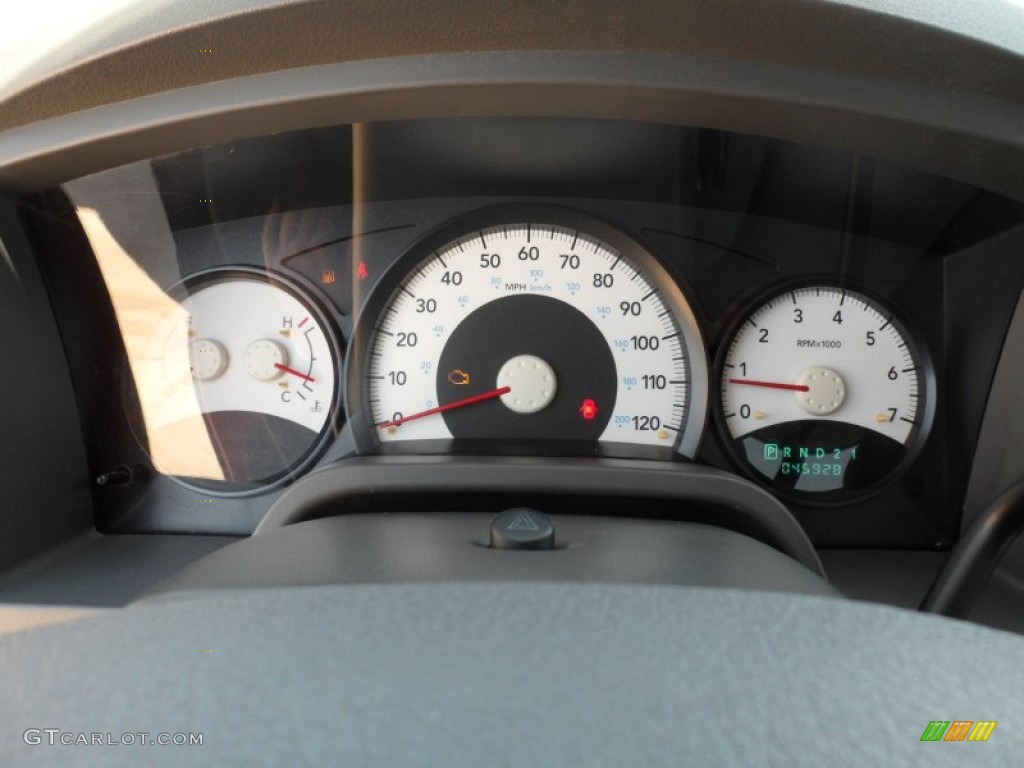 2006 Dodge Dakota ST Club Cab Gauges Photo #64348516