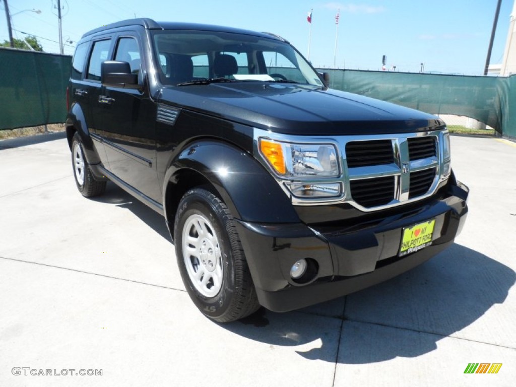 Brilliant Black Crystal Pearl Dodge Nitro