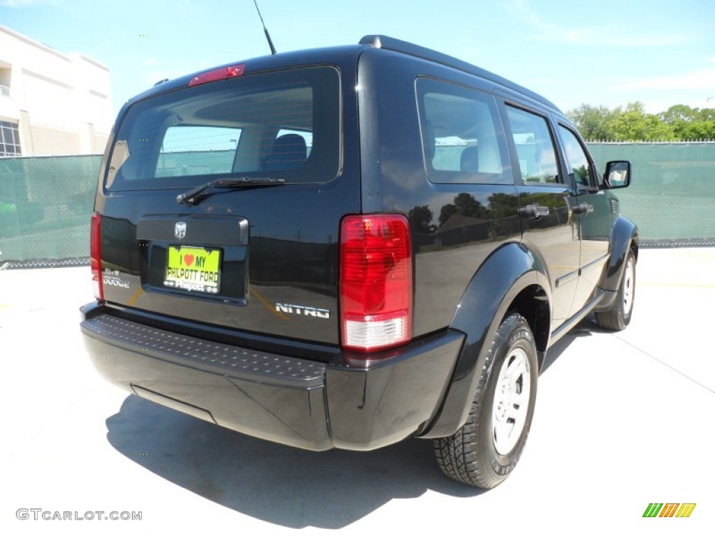 2011 Nitro Heat - Brilliant Black Crystal Pearl / Dark Slate Gray photo #3