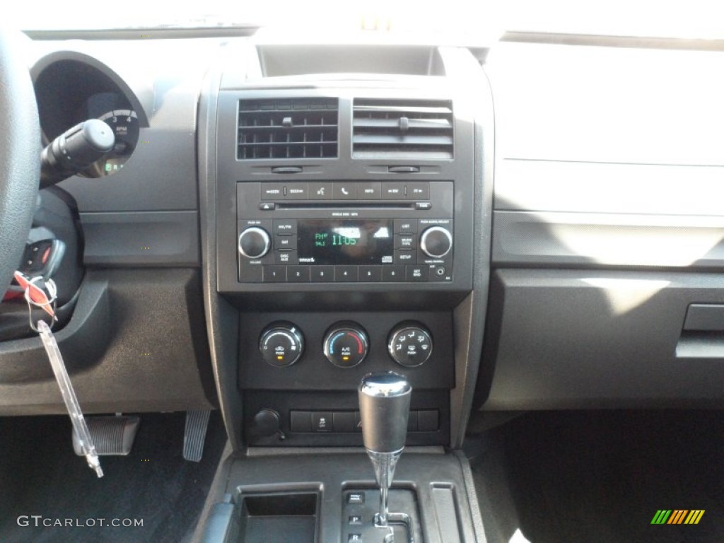 2011 Nitro Heat - Brilliant Black Crystal Pearl / Dark Slate Gray photo #36