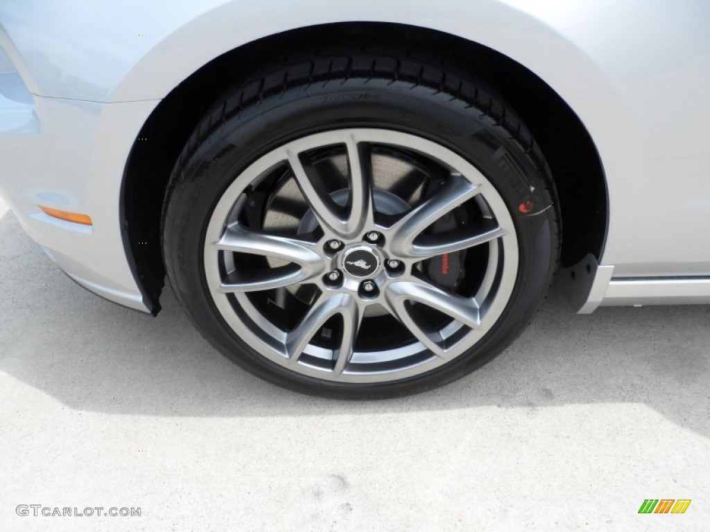 2013 Ford Mustang GT Coupe Wheel Photo #64349536