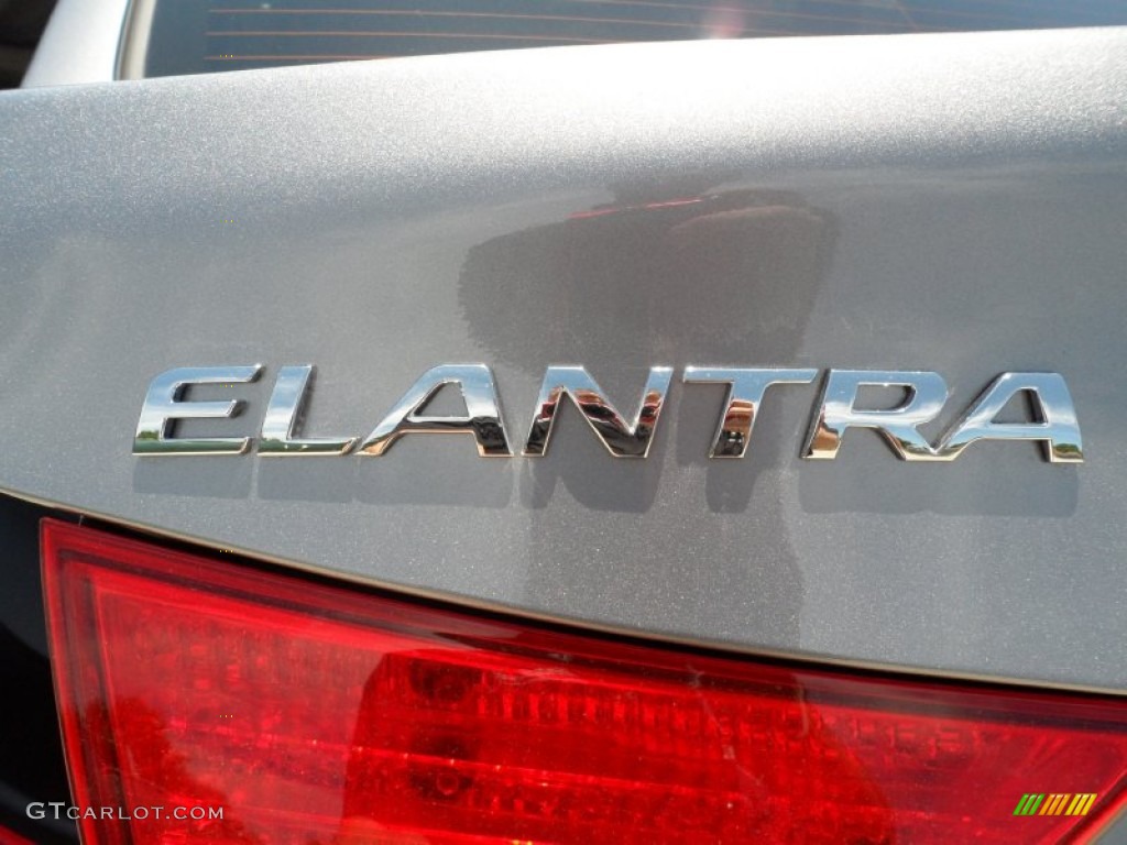 2012 Elantra Limited - Titanium Gray Metallic / Black photo #15