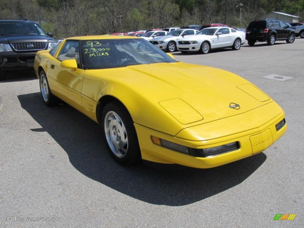 1993 Corvette Coupe - Competition Yellow / Black photo #4